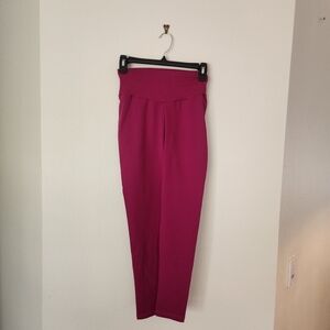 CLS stylish Women's Fuchsia Cropped Pants